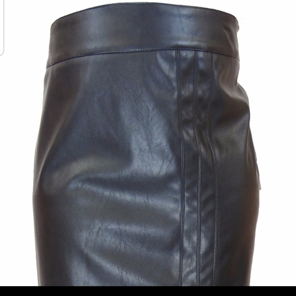 NWT Modamix Faux Leather Pencil Skirt w Slit 22W